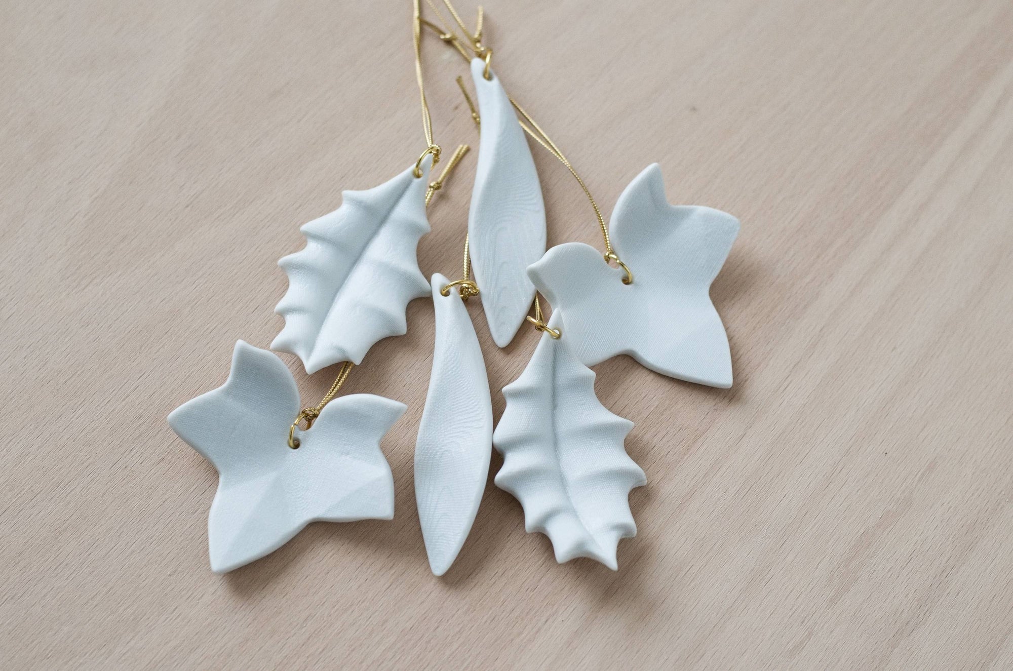 LEAVES OF CHRISTMAS